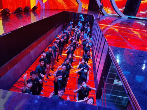 為44名東登央視舞臺的東林學子點贊 青春風采，夢想綻放